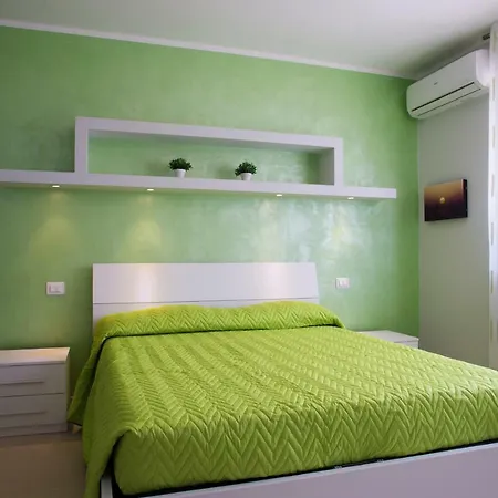 Olganna Con Parcheggi Privati 4*