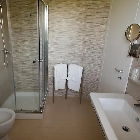 Olganna Con Parcheggi Privati Bed & Breakfast 4*