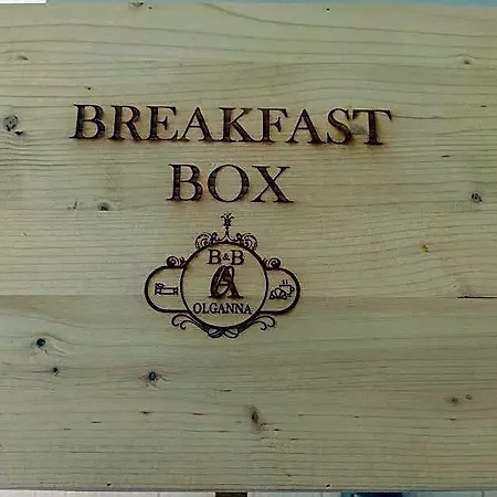 Olganna Con Parcheggi Privati Bed & Breakfast 4*